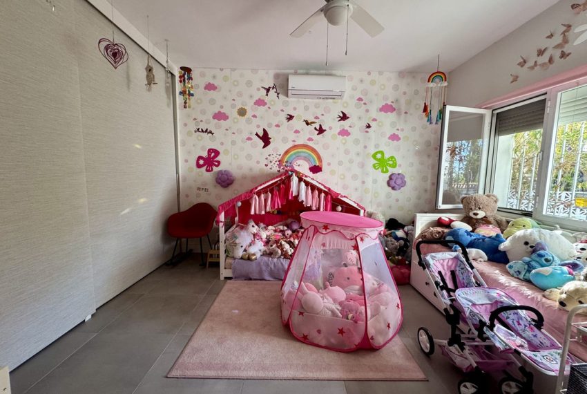 R5216320-Villa-For-Sale-Marbella-Detached-4-Beds-230-Built-17