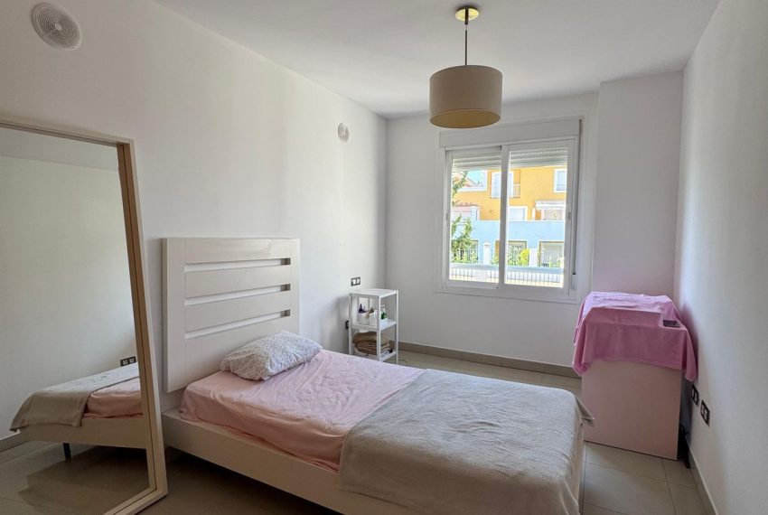 R5216395-Townhouse-For-Sale-El-Paraiso-Terraced-3-Beds-163-Built-4