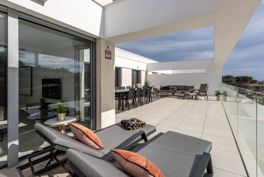 R5216506-Apartment-For-Sale-Elviria-Penthouse-3-Beds-83-Built