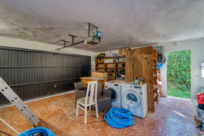 R5216644-Villa-For-Sale-Nueva-Andalucia-Detached-4-Beds-448-Built-16