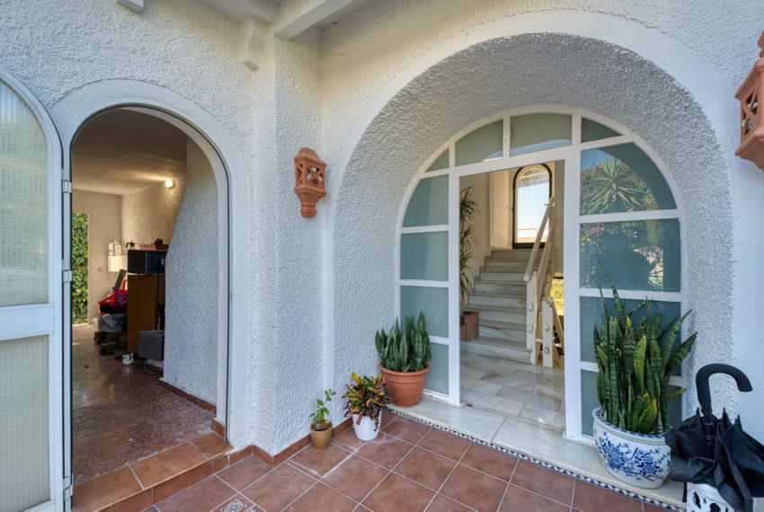 R5216644-Villa-For-Sale-Nueva-Andalucia-Detached-4-Beds-448-Built-5