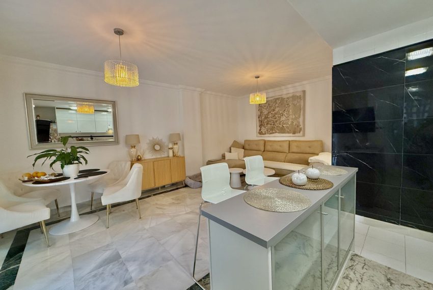 R5216665-Apartment-For-Sale-The-Golden-Mile-Ground-Floor-2-Beds-89-Built-6