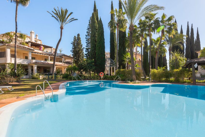 R5216701-Apartment-For-Sale-Nueva-Andalucia-Penthouse-Duplex-3-Beds-262-Built-1