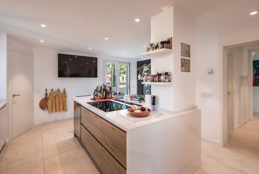 R5216701-Apartment-For-Sale-Nueva-Andalucia-Penthouse-Duplex-3-Beds-262-Built-11