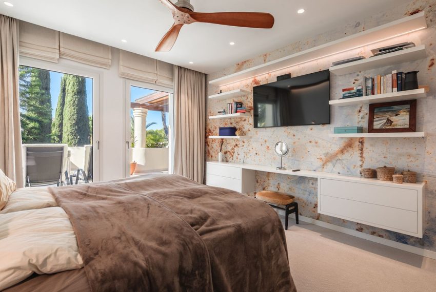 R5216701-Apartment-For-Sale-Nueva-Andalucia-Penthouse-Duplex-3-Beds-262-Built-16