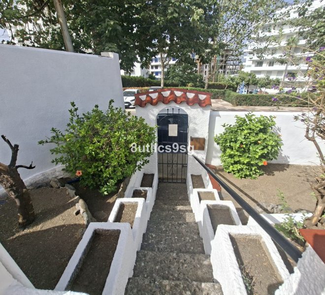 R5216755-Image 1-Detached - 2 Beds - 67 Built