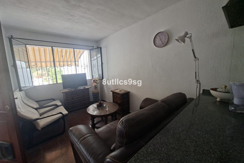 R5216755-Villa-For-Sale-La-Campana-Detached-2-Beds-67-Built-9