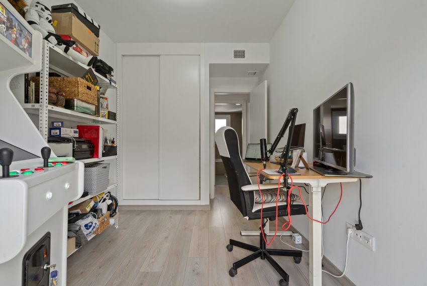 R5216956-Apartment-For-Sale-Estepona-Penthouse-4-Beds-149-Built-16