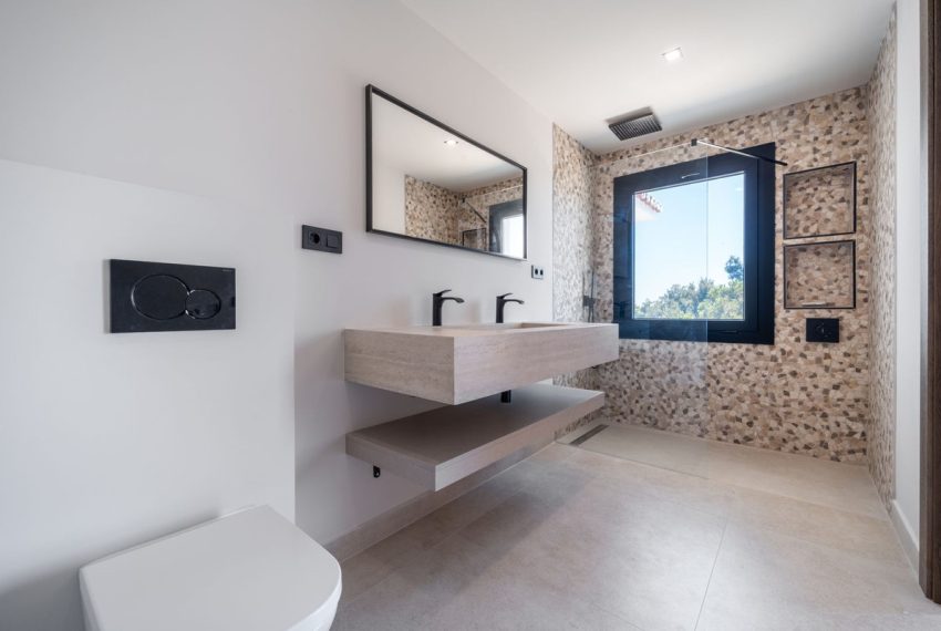 R5217538-Villa-For-Sale-La-Cala-de-Mijas-Detached-5-Beds-258-Built-13