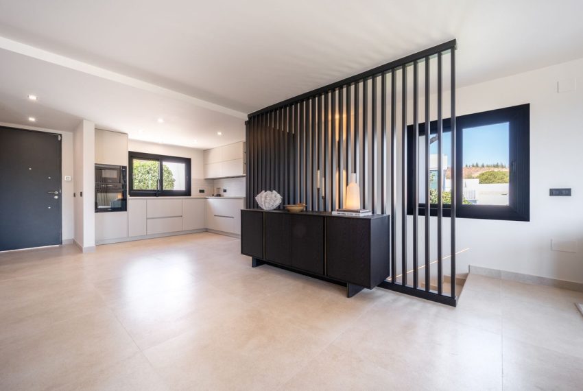 R5217538-Villa-For-Sale-La-Cala-de-Mijas-Detached-5-Beds-258-Built-8