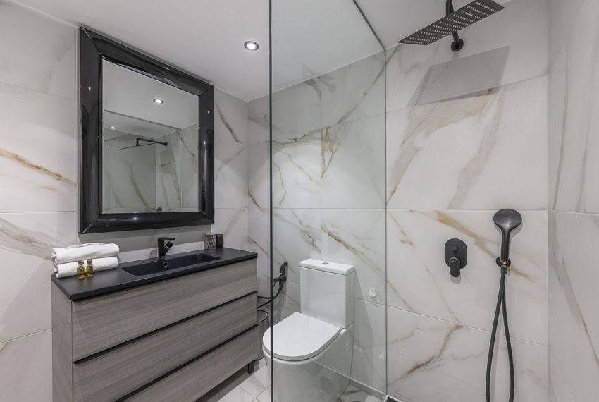 R5217751-Apartment-For-Sale-Puerto-Banus-Penthouse-Duplex-4-Beds-249-Built-19