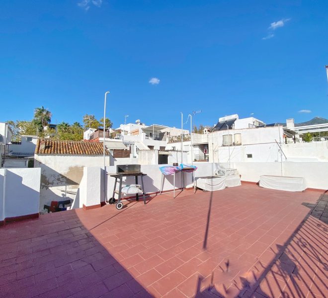 R5217793-Image 1-Terraced - 4 Beds - 145 Built