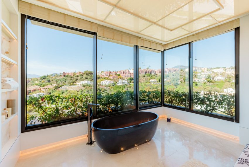 R5218078-Villa-For-Sale-Benahavis-Detached-8-Beds-1762-Built-16