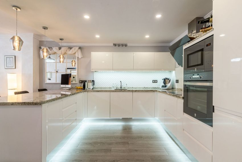 R5218216-Apartment-For-Sale-Benahavis-Middle-Floor-2-Beds-126-Built-2