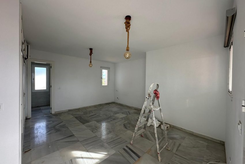 R5218393-Villa-For-Sale-Nueva-Andalucia-Detached-5-Beds-287-Built-6