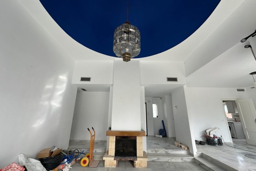 R5218393-Villa-For-Sale-Nueva-Andalucia-Detached-5-Beds-287-Built-7