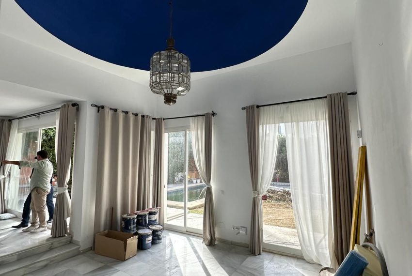 R5218393-Villa-For-Sale-Nueva-Andalucia-Detached-5-Beds-287-Built-8