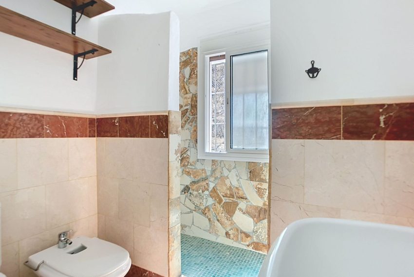 R5218429-Villa-For-Sale-Coin-Detached-2-Beds-72-Built-12