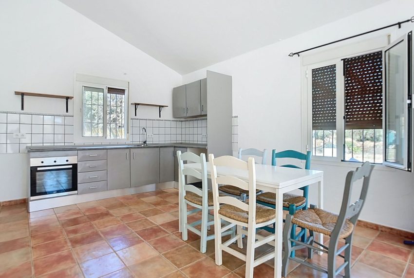 R5218429-Villa-For-Sale-Coin-Detached-2-Beds-72-Built-4