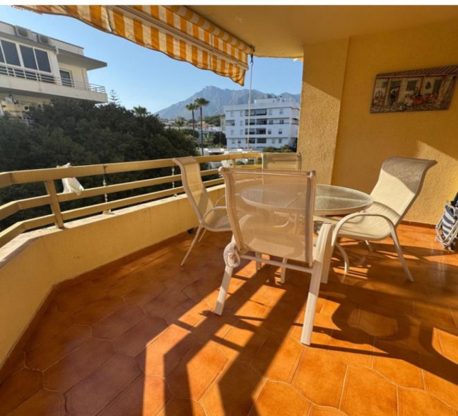 R5218573-Image 1-Middle Floor Apartment - 2 Beds - 127 Built