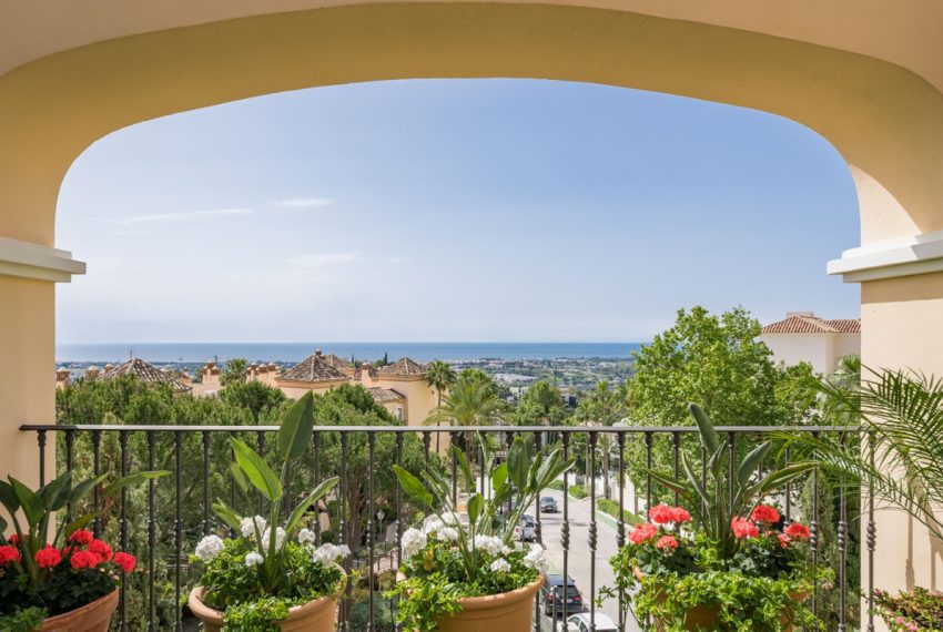 R5218735-Apartment-For-Sale-La-Quinta-Penthouse-3-Beds-220-Built