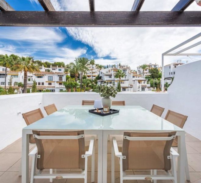 R5219503-Image 1-Penthouse Duplex - 2 Beds - 95 Built