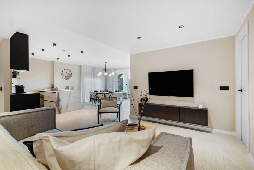 R5220361-Apartment-For-Sale-Nueva-Andalucia-Middle-Floor-Apartment-4-Beds-117-Built-2