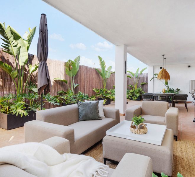 R5220361-Image 1-Middle Floor Apartment - 4 Beds - 117 Built