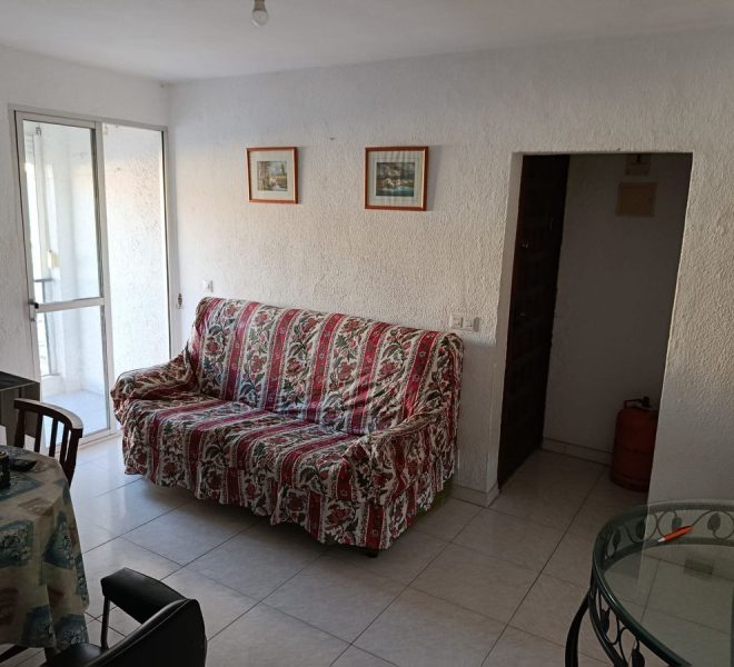 R5220994-Image 1-Middle Floor Apartment - 2 Beds - 50 Built