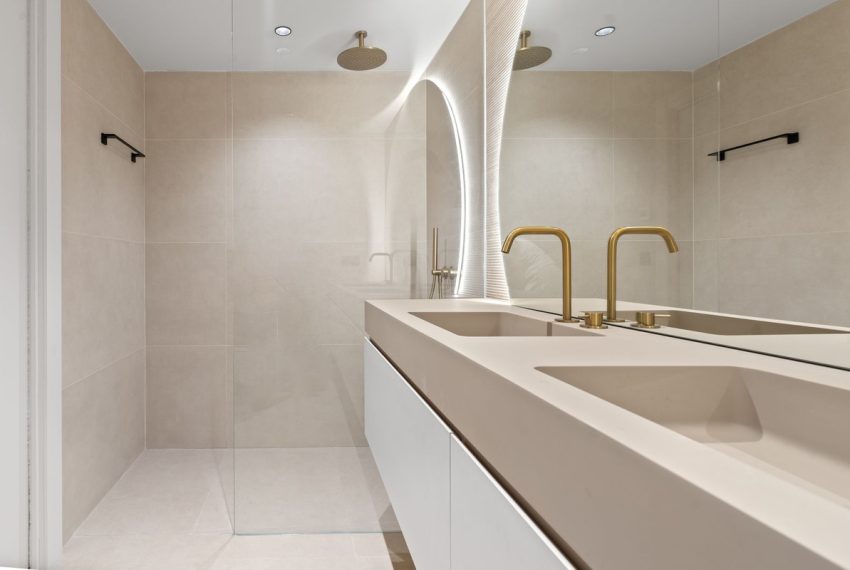 R5221474-Apartment-For-Sale-Nueva-Andalucia-Ground-Floor-Studio-3-Beds-183-Built-12