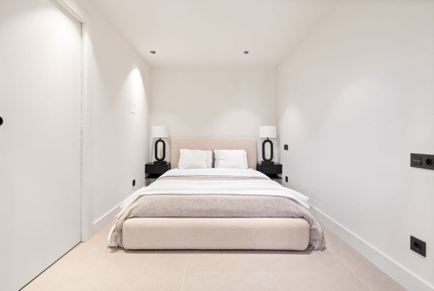 R5221474-Apartment-For-Sale-Nueva-Andalucia-Ground-Floor-Studio-3-Beds-183-Built-15