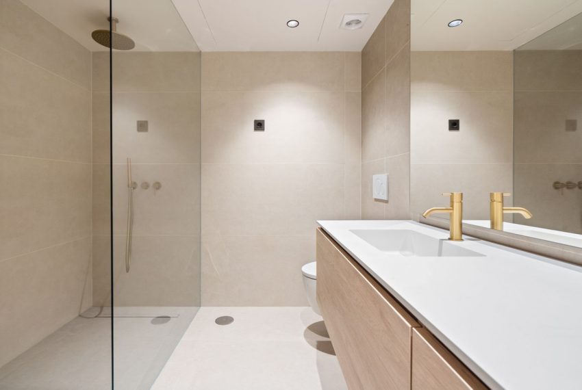 R5221474-Apartment-For-Sale-Nueva-Andalucia-Ground-Floor-Studio-3-Beds-183-Built-18