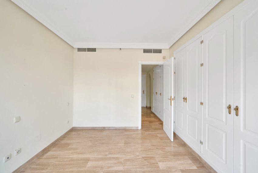 R5221753-Apartment-For-Sale-Guadalmina-Baja-Ground-Floor-Apartment-2-Beds-173-Built-19