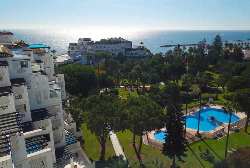 R5221858-Apartment-For-Sale-Puerto-Banus-Middle-Floor-Apartment-3-Beds-198-Built-1