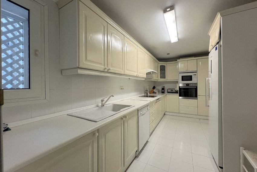 R5221858-Apartment-For-Sale-Puerto-Banus-Middle-Floor-Apartment-3-Beds-198-Built-9