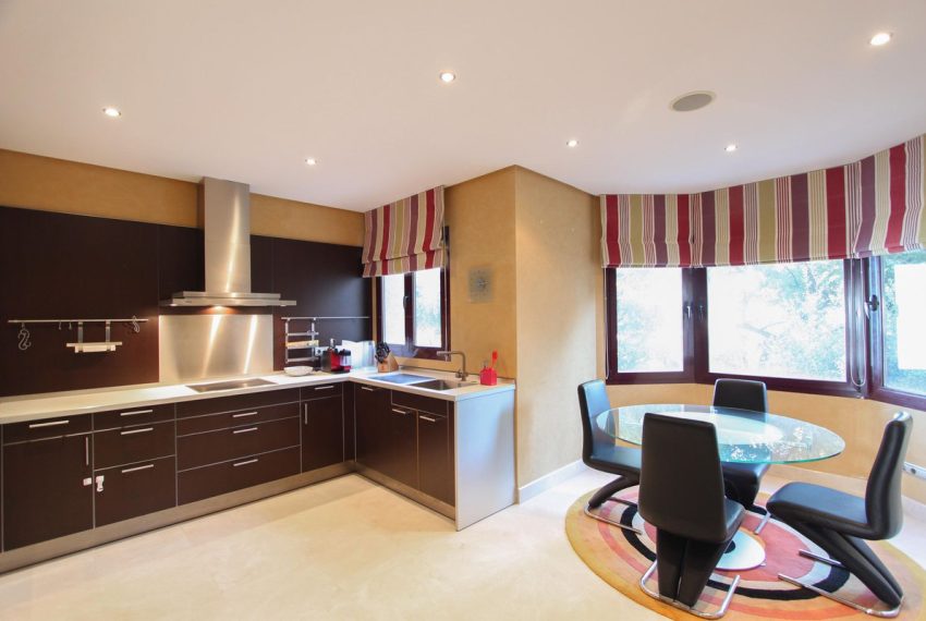 R5221942-Apartment-For-Sale-Puerto-Banus-Middle-Floor-Apartment-2-Beds-180-Built-4