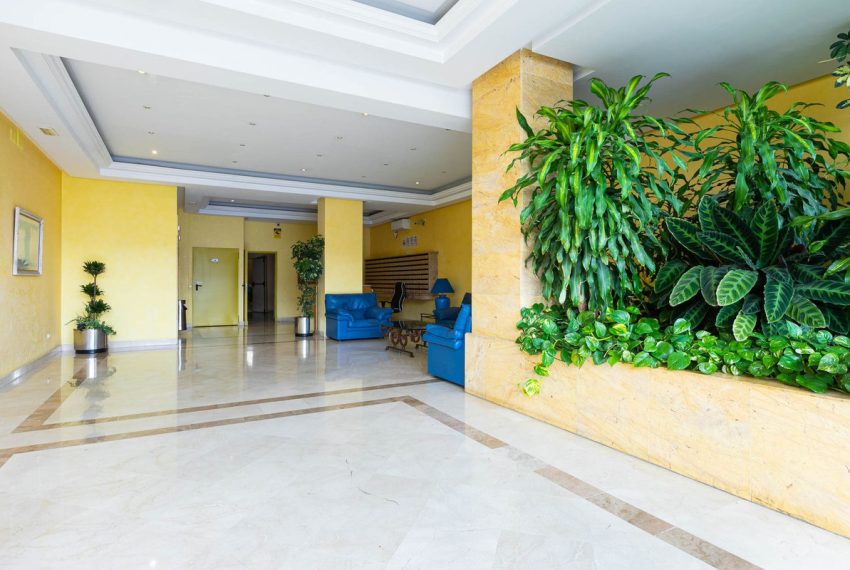 R5222035-Apartment-For-Sale-Puerto-Banus-Middle-Floor-Apartment-2-Beds-102-Built-1