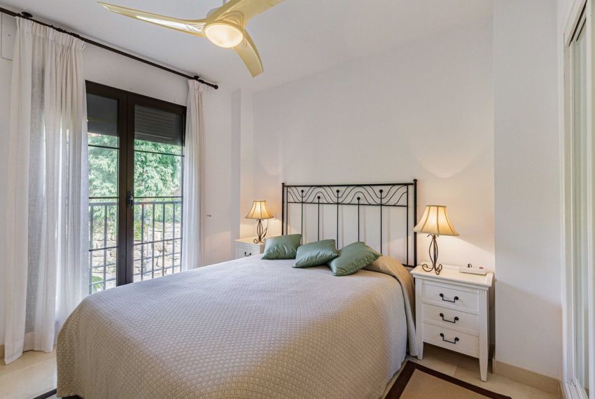 R5222125-Apartment-For-Sale-Los-Arqueros-Penthouse-Duplex-3-Beds-200-Built-13