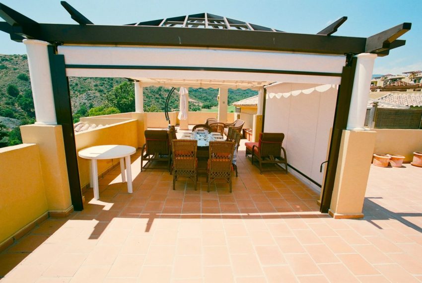 R5222125-Apartment-For-Sale-Los-Arqueros-Penthouse-Duplex-3-Beds-200-Built-19