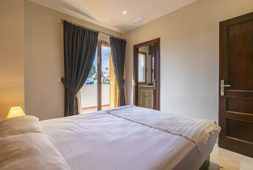 R5222230-Apartment-For-Sale-Nueva-Andalucia-Penthouse-2-Beds-107-Built-17