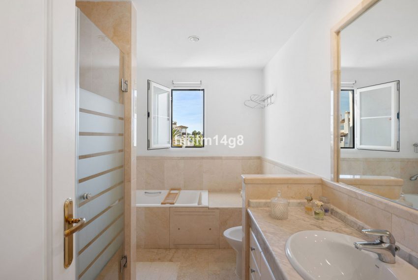 R5222434-Apartment-For-Sale-San-Pedro-de-Alcantara-Middle-Floor-Apartment-2-Beds-125-Built-15