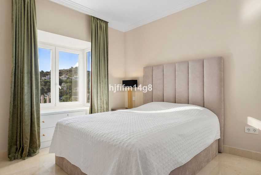 R5222437-Apartment-For-Sale-Nueva-Andalucia-Penthouse-3-Beds-108-Built-10