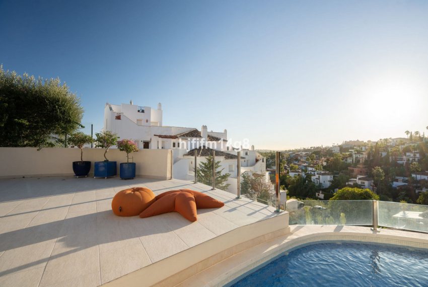 R5222437-Apartment-For-Sale-Nueva-Andalucia-Penthouse-3-Beds-108-Built-17