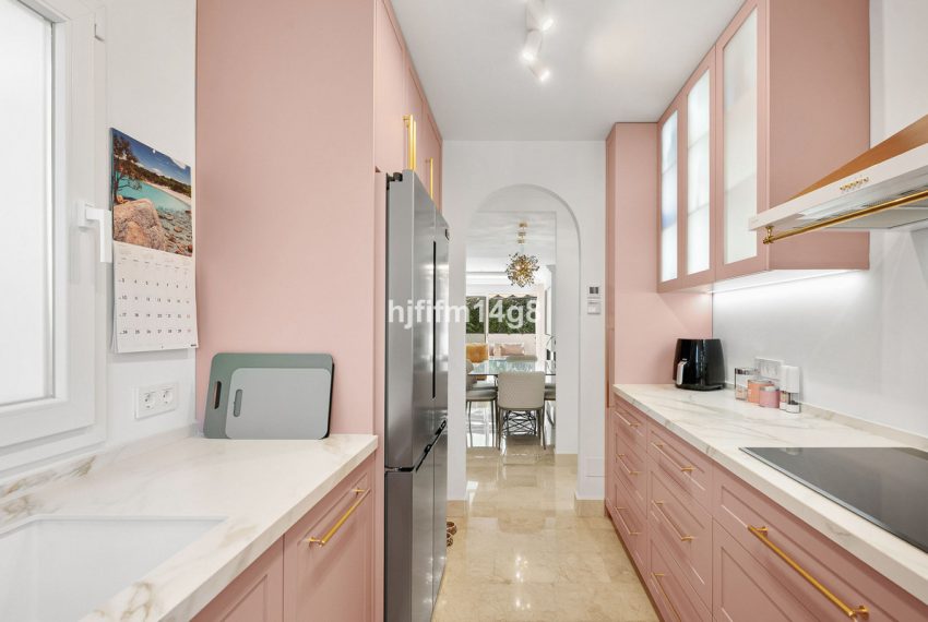 R5222437-Apartment-For-Sale-Nueva-Andalucia-Penthouse-3-Beds-108-Built-7