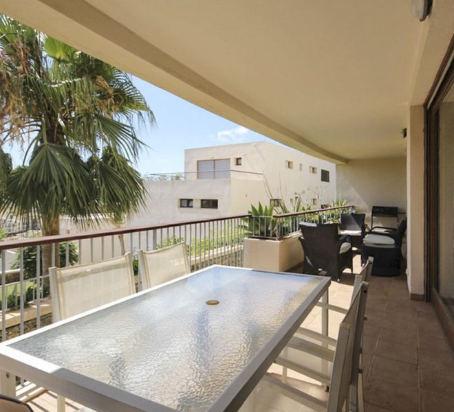 R5222647-Image 1-Ground Floor Apartment - 3 Beds - 150 Built