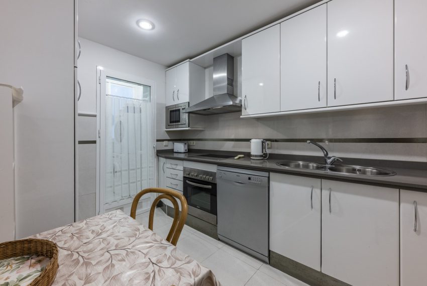 R5222656-Apartment-For-Sale-The-Golden-Mile-Middle-Floor-Apartment-2-Beds-130-Built-13