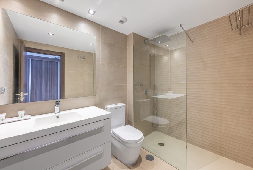 R5222722-Apartment-For-Sale-San-Pedro-de-Alcantara-Duplex-2-Beds-223-Built-15