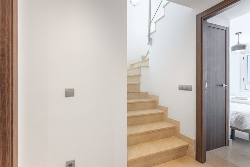 R5222722-Apartment-For-Sale-San-Pedro-de-Alcantara-Duplex-2-Beds-223-Built-18