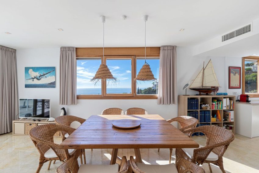 R5223376-Apartment-For-Sale-Altos-de-los-Monteros-Penthouse-Duplex-3-Beds-197-Built-10