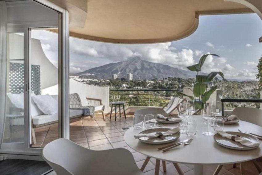 R5223568-Apartment-For-Sale-Nueva-Andalucia-Middle-Floor-Apartment-2-Beds-110-Built